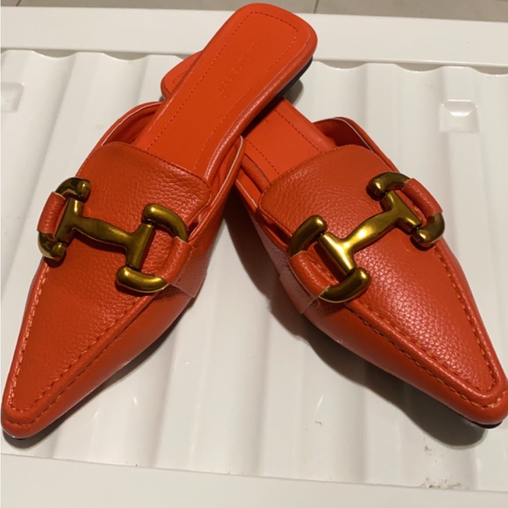 Mule orange loafer